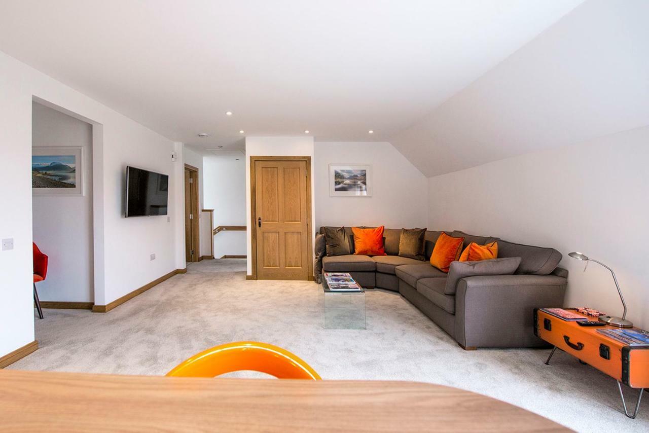 Tower Ridge Courtyard Apartment ฟอร์ตวิลเลียม ภายนอก รูปภาพ